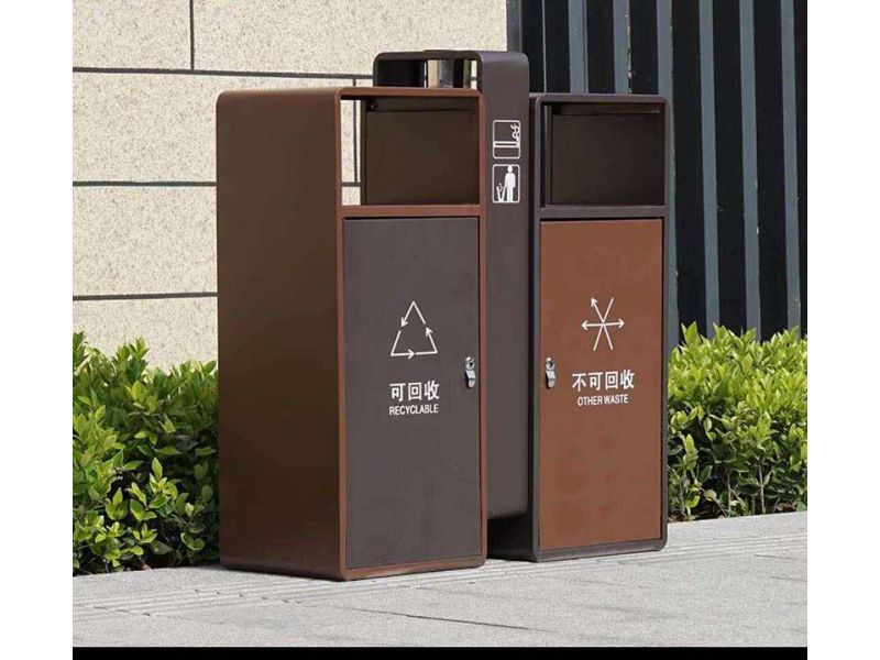 垃圾桶